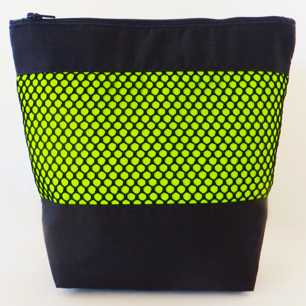 Mesh Cosmetic Purse